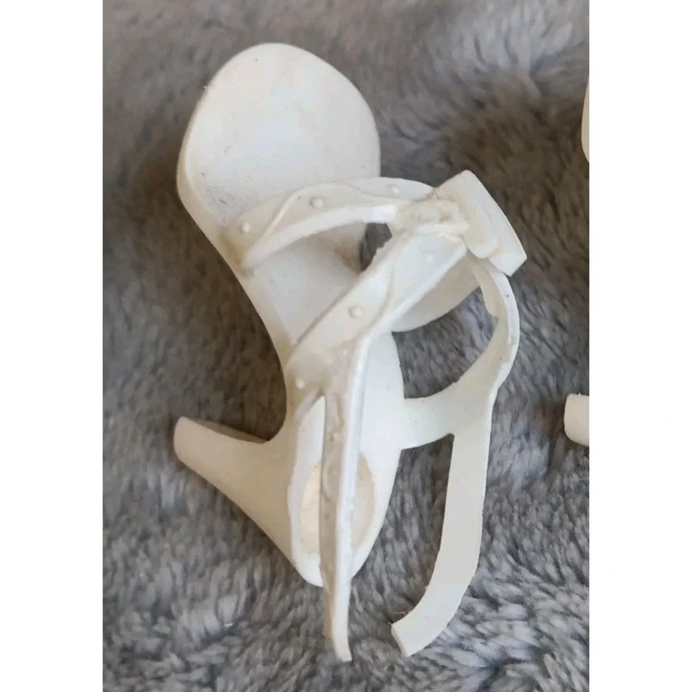 Vtg Fashion Bride Doll 17-18